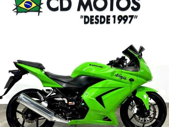 KAWASAKI-NINJA 250R KAWASAKI-NINJA 250R-2011