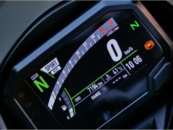 KAWASAKI-NINJA ZX-4R SE-2025