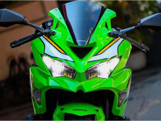 KAWASAKI-NINJA ZX-4R SE-2025