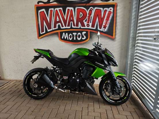 KAWASAKI-Z1000-2011