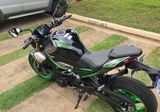 KAWASAKI-Z900 R EDITION KAWASAKI-Z900 R EDITION-2025