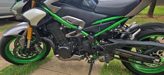 KAWASAKI-Z900 R EDITION KAWASAKI-Z900 R EDITION-2025