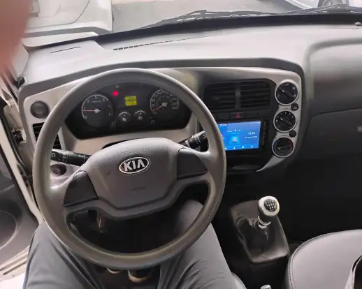 KIA-BONGO-2018