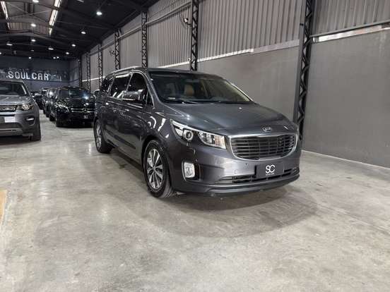 KIA-CARNIVAL-2016