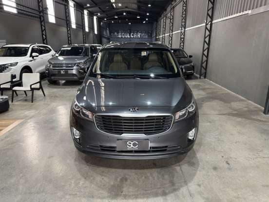KIA-CARNIVAL-2016