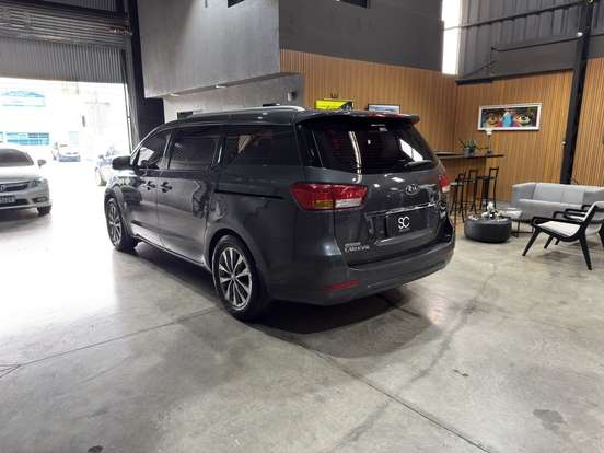 KIA-CARNIVAL-3.3 EX V6 24V GASOLINA 4P AUTOMATICO KIA-CARNIVAL-2016