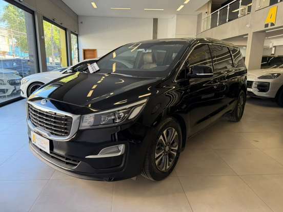 KIA-CARNIVAL-2018