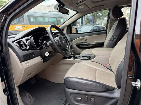 KIA-CARNIVAL-3.3 EX V6 24V GASOLINA 4P AUTOMATICO KIA-CARNIVAL-2018