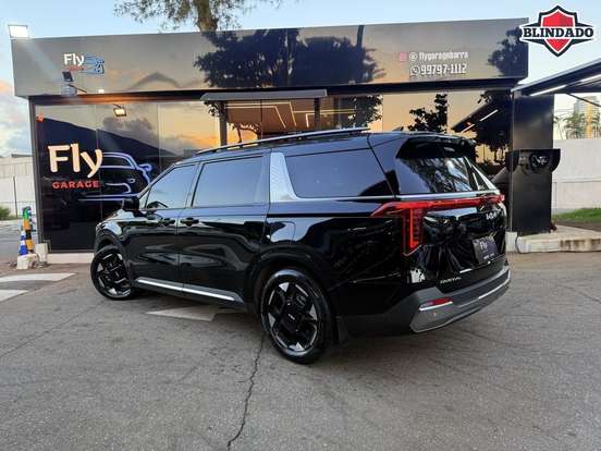 KIA-CARNIVAL-2024