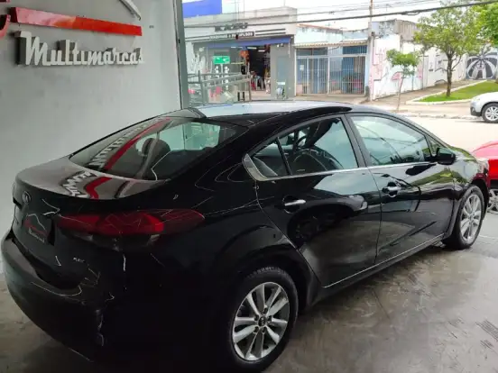 KIA-CERATO-1.6 SX 16V FLEX 4P AUTOMÁTICO KIA-CERATO-2016