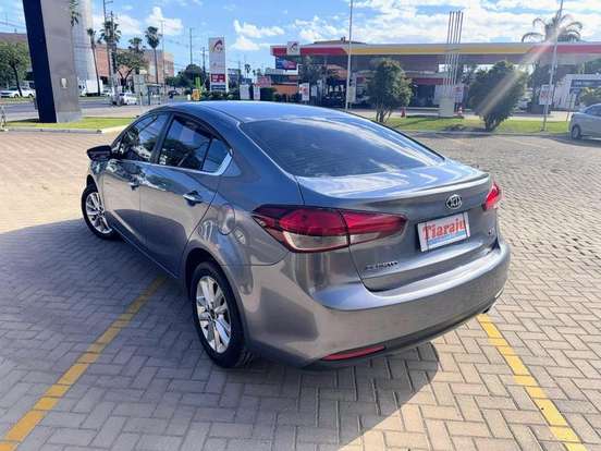 KIA-CERATO-1.6 SX 16V FLEX 4P AUTOMÁTICO KIA-CERATO-2018