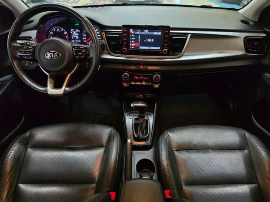 KIA-RIO-2020