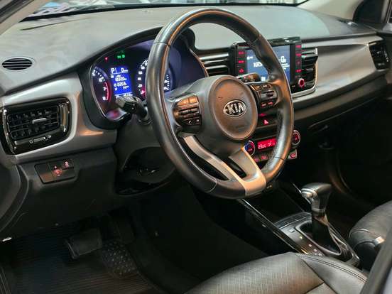 KIA-RIO-2020