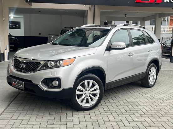 KIA-SORENTO-2012
