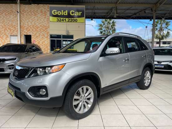 KIA-SORENTO-2012