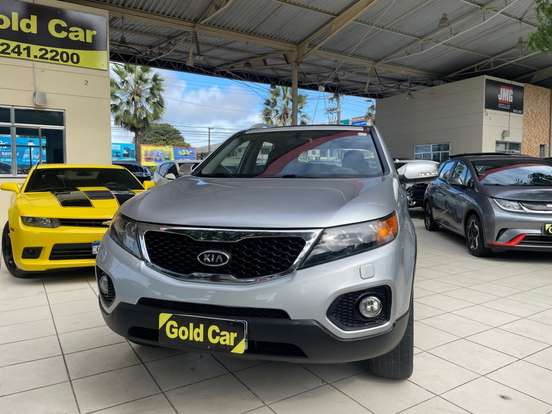 KIA-SORENTO-2012