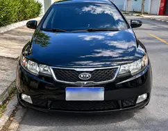 KIA CERATO 1.6 EX3 SEDAN 16V GASOLINA 4P AUTOMÁTICO KIA CERATO 1.6 EX3 SEDAN 16V GASOLINA 4P AUTOMÁTICO
