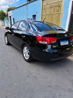 KIA-CERATO-2011