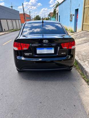 KIA-CERATO-2011