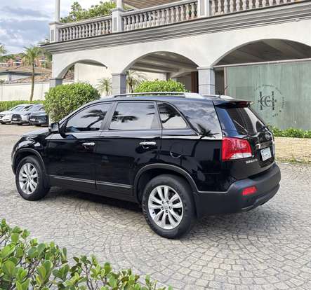 KIA-SORENTO-2012
