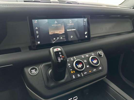 LAND ROVER-DEFENDER-2021