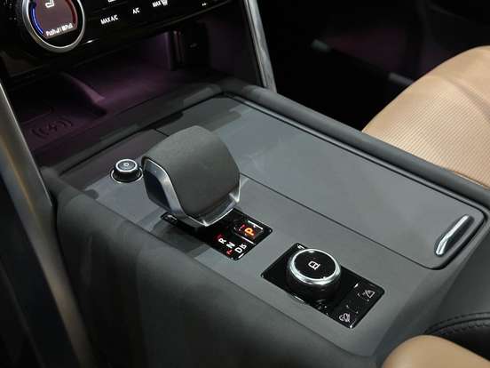 LAND ROVER-DISCOVERY-2022