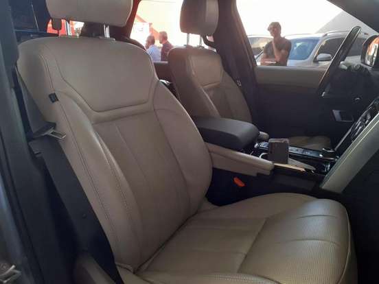 LAND ROVER-DISCOVERY-3.0 V6 TD6 DIESEL HSE 4WD AUTOMÁTICO LAND ROVER-DISCOVERY-2019