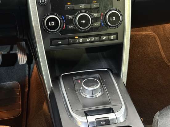 LAND ROVER-DISCOVERY SPORT-2015