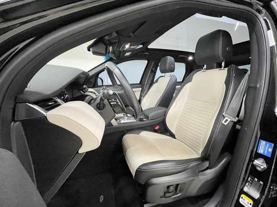 LAND ROVER-DISCOVERY SPORT-2023