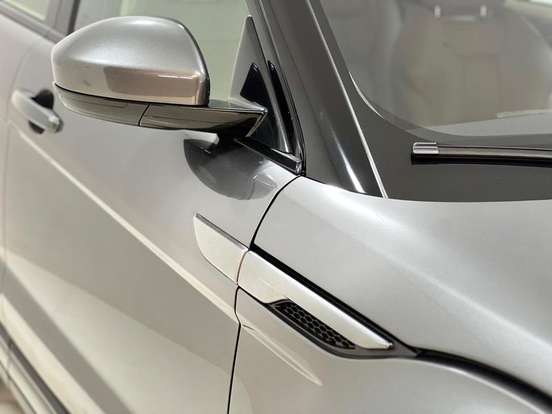 LAND ROVER-RANGE ROVER EVOQUE-2.0 SE 4WD 16V GASOLINA 4P AUTOMÁTICO LAND ROVER-RANGE ROVER EVOQUE-2017