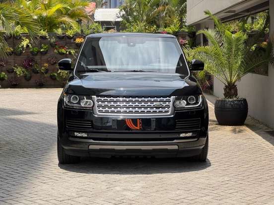 LAND ROVER-RANGE ROVER VOGUE-4.4 AUTOBIOGRAPHY SDV8 4X4 TURBO DIESEL 4P AUTOMÁTICO LAND ROVER-RANGE ROVER VOGUE-2013