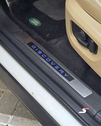 LAND ROVER-DISCOVERY SPORT-2016