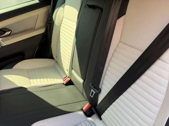 LAND ROVER-DISCOVERY SPORT-2.0 P250 TURBO FLEX R-DYNAMIC SE AUTOMÁTICO LAND ROVER-DISCOVERY SPORT-2023
