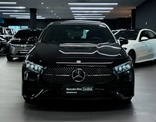 MERCEDES-BENZ-A 200-2023