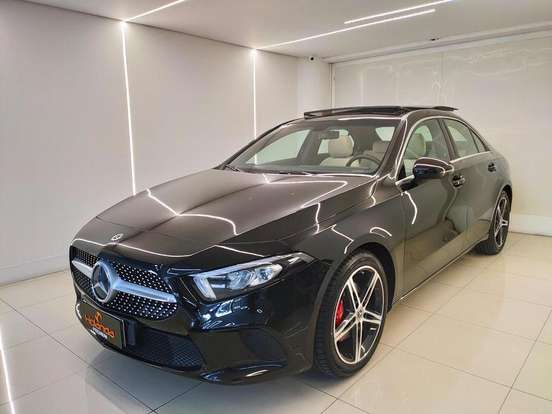 MERCEDES-BENZ-A 200-2019