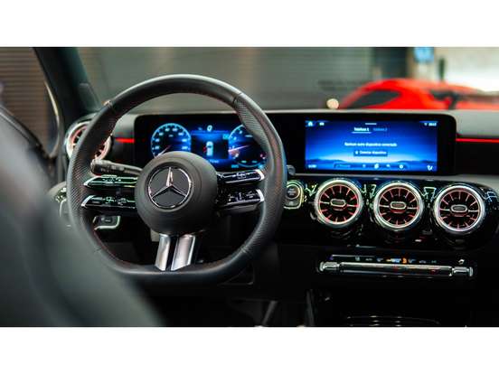 MERCEDES-BENZ-A 200-1.3 MHEV AMG LINE 7G-DCT MERCEDES-BENZ-A 200-2023