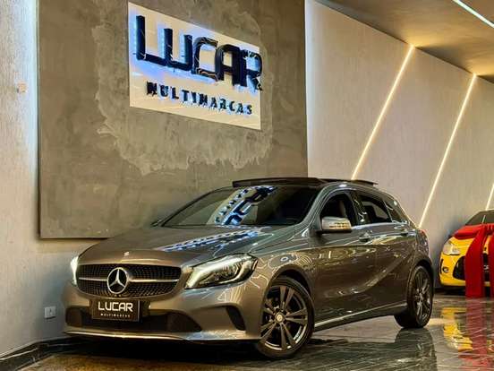 MERCEDES-BENZ-A 200-2017