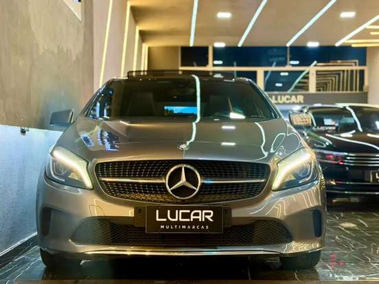 MERCEDES-BENZ-A 200-2017