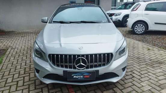 MERCEDES-BENZ-A 200-2014
