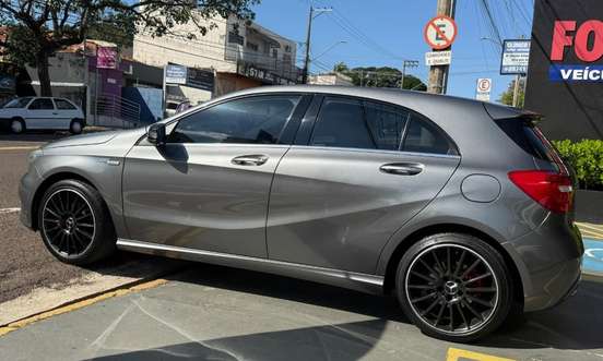 MERCEDES-BENZ-A 200-2013