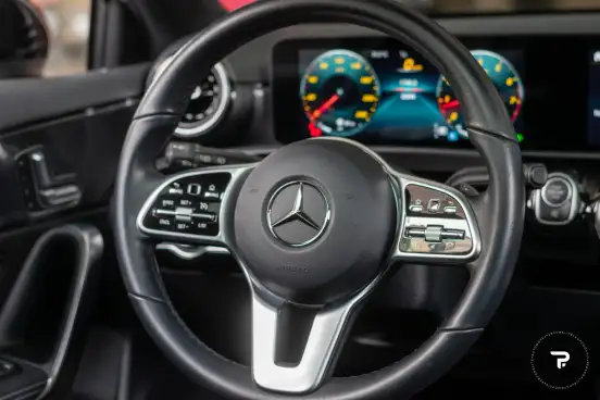 MERCEDES-BENZ-A 250-2021