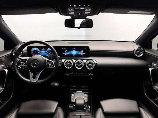MERCEDES-BENZ-A 250-2020