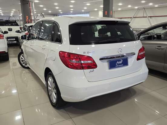 MERCEDES-BENZ-B 200-1.6 TURBO GASOLINA 4P AUTOMÁTICO MERCEDES-BENZ-B 200-2012