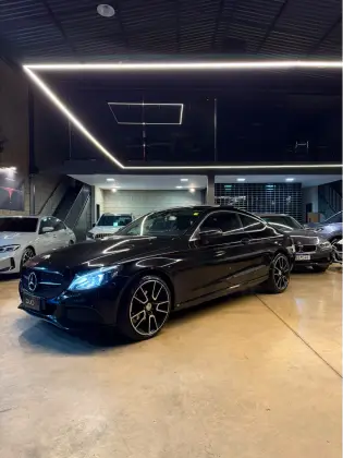 Mercedes-Benz C 180 1.6 CGI Avantgarde 16V Turbo Gasolina 4P Automático