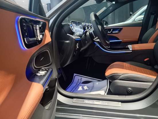 MERCEDES-BENZ-C 200-2025