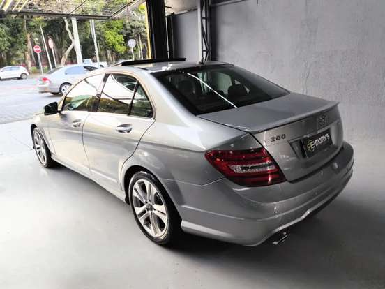 MERCEDES-BENZ-C 200-1.8 CGI AVANTGARDE 16V GASOLINA 4P AUTOMÁTICO MERCEDES-BENZ-C 200-2013
