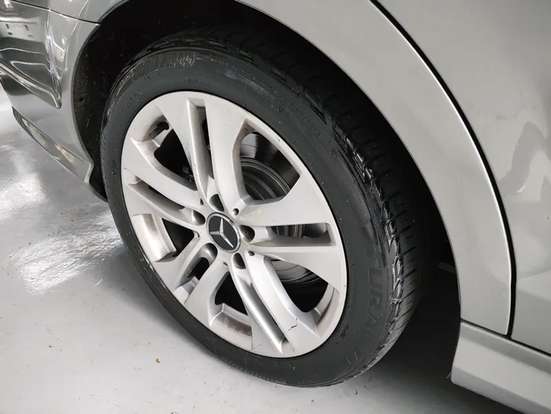MERCEDES-BENZ-C 200-2013