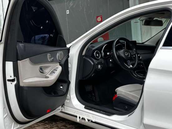 MERCEDES-BENZ-C 200-2.0 CGI AVANTGARDE 16V GASOLINA 4P AUTOMÁTICO MERCEDES-BENZ-C 200-2015