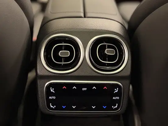 MERCEDES-BENZ-C 300-2.0 EQ BOOST HÍBRIDO AMG LINE 9G-TRONIC MERCEDES-BENZ-C 300-2023
