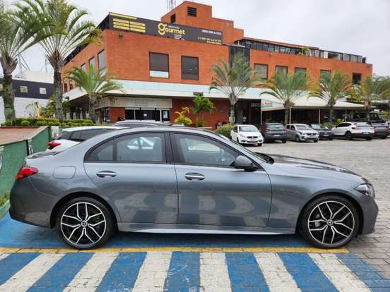 MERCEDES-BENZ-C 300-2024